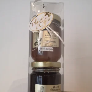 pots-cadeau Pots de confiture, marmelade, gelée, caramel ou pate à tartiner dans un emballage cadeau